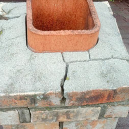 Cracked chimney Crown