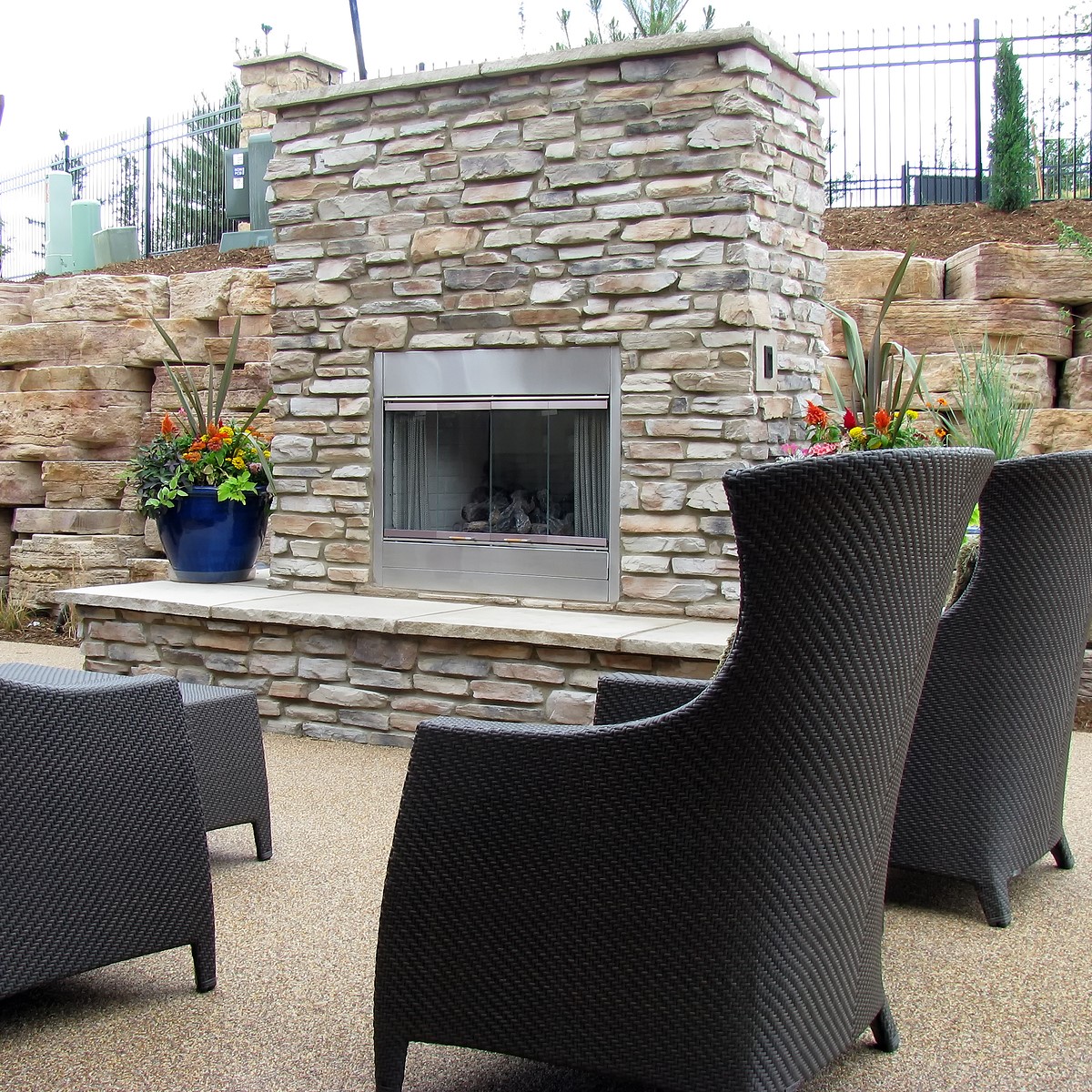 outdoor fireplace, suwanee ga